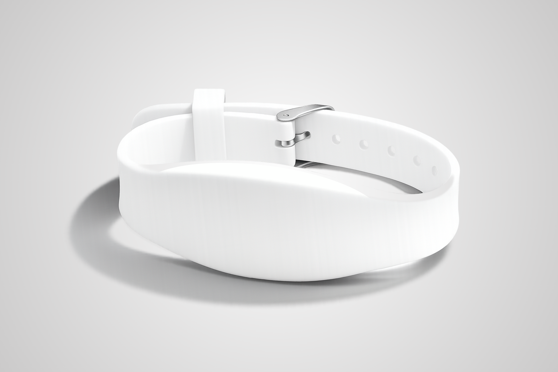 Silikonový náramek s bílým štítkem a NFC modelem JM11 od JM Band®.